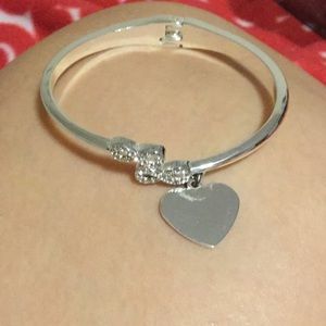 Things remembered infinity bracelet